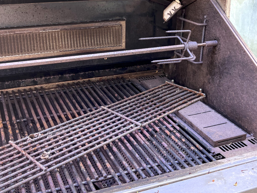 If a grill is unattended during winter and spring come summer the grates might have rust.
